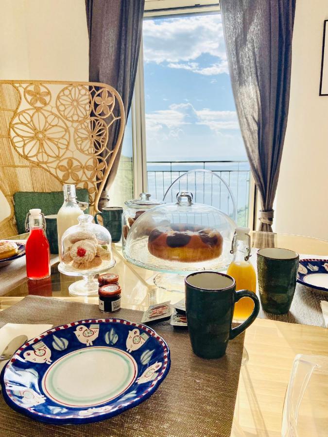 דירות Vietri Borgo Virginia - Sea View In Amalfi Coast מראה חיצוני תמונה