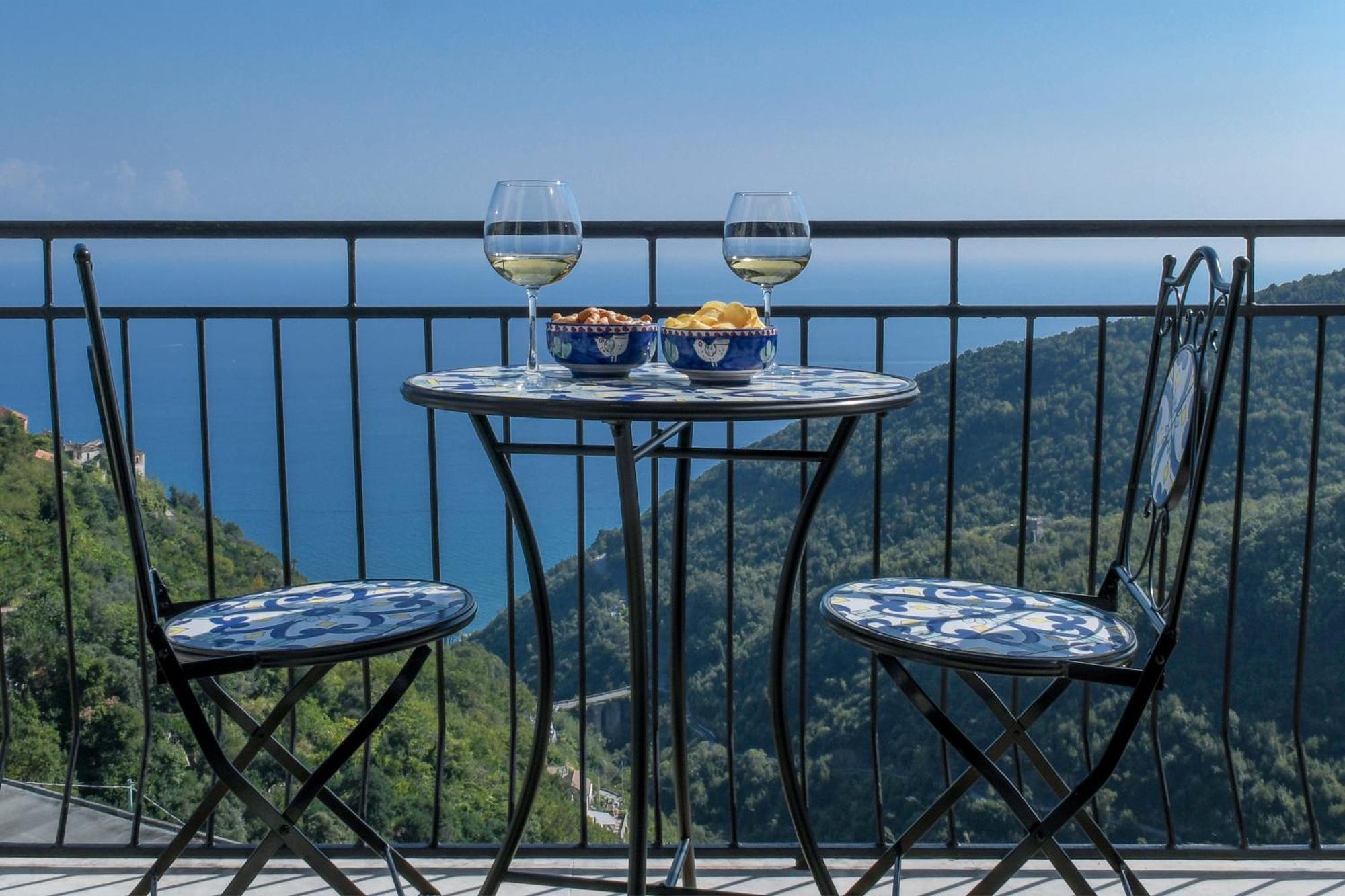 דירות Vietri Borgo Virginia - Sea View In Amalfi Coast מראה חיצוני תמונה